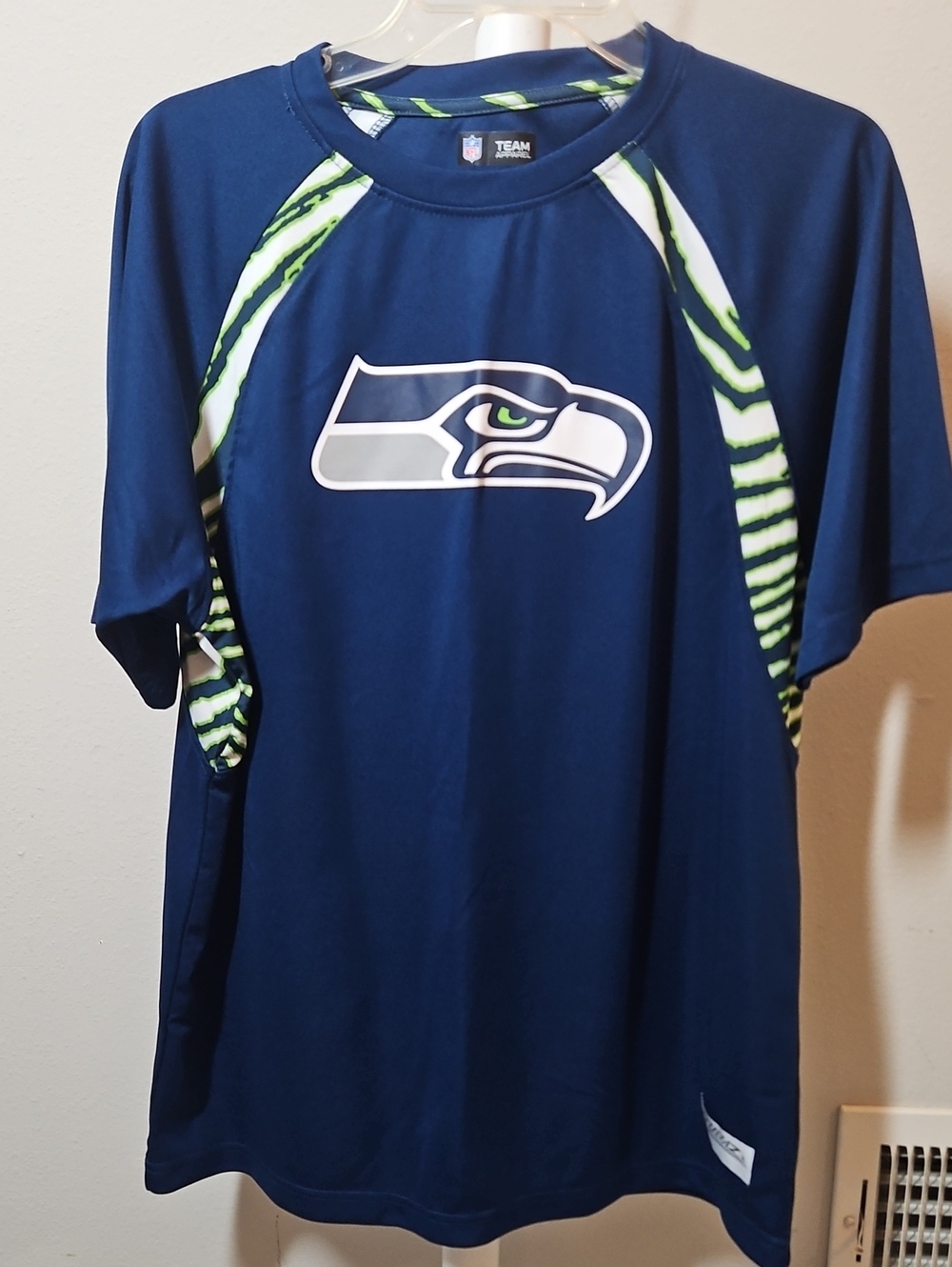 Seattle Seahawks Medium Navy Performance Tee - Team NFL